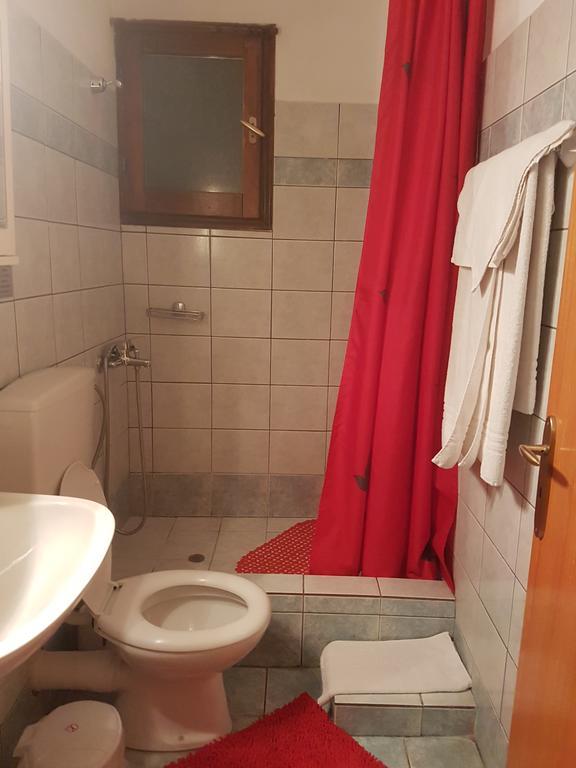 Sofia Rooms Калампака Екстериор снимка